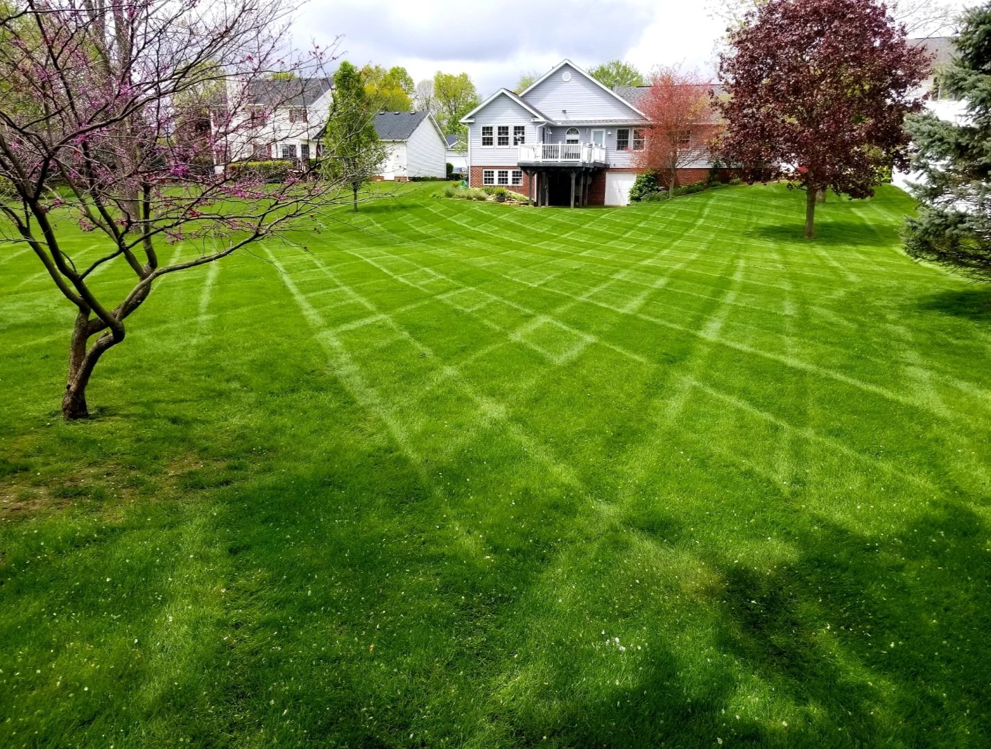 Lawn mowing service in Navarre Ohio by Greater Pines Property Maintenance